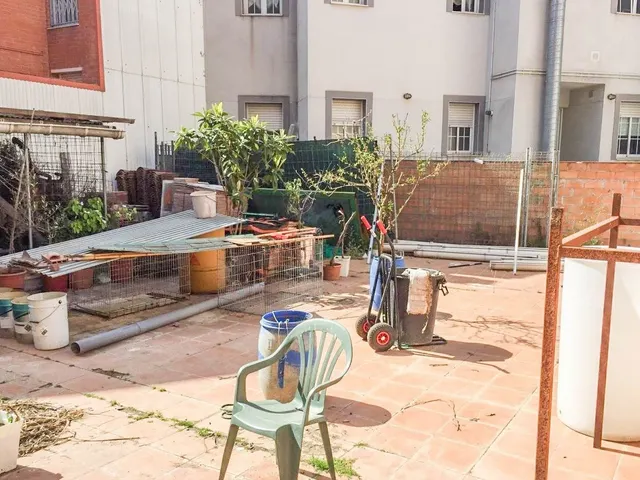 TERRENO URBANO EN RIPOLLET CON PARKING — 8