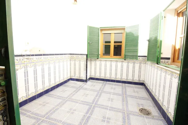 EXCELENTE CASA EN EL CENTRO DE BAZA!!!! — 7
