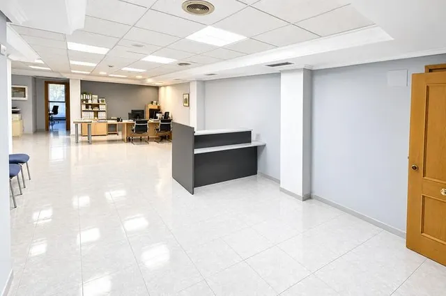 ENTREPLANTA PARA OFICINA EN EL CENTRO DE ORIHUELA — 6