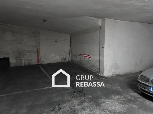 Plazas de aparcamiento en alquiler en Camp Redó – 100 €/mes  - foto 5