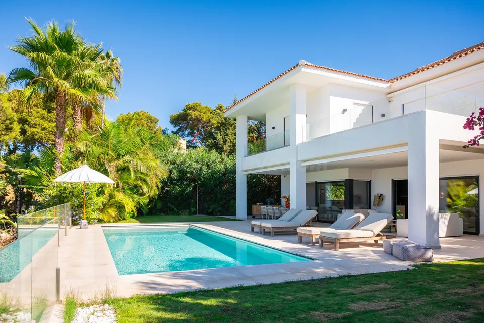 Chalet 6 habitaciones 665m² en venta - Marbella