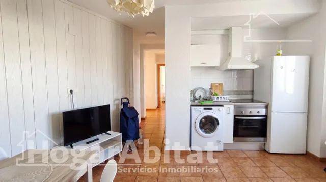 Oportunidad inmejorable junto al mar en este luminoso piso e - foto 3