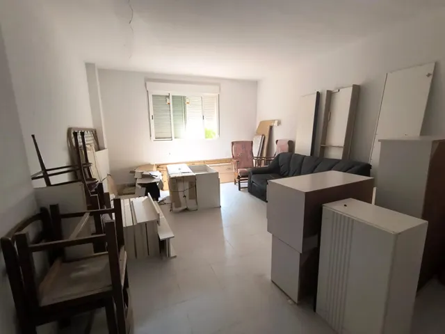 Piso luminoso y amplio en la Cañada — 12