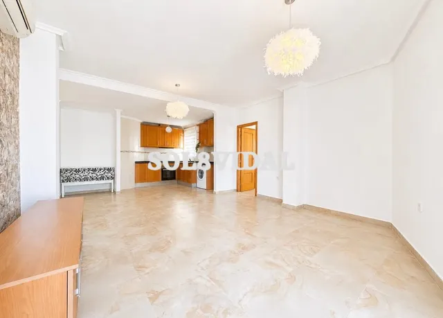 PISO DE LUJO EN JACARILLA — 8