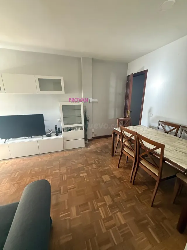 EN VEREDILLAS CON 3 DORMITORIOS, TERRAZA Y ASCENSOR!!! - foto 3