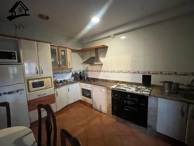 CASA INDEPENDIENTE CON PARCELA EN SANTIBÁÑEZ DE VILLACARRIED - foto 5