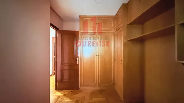 Apartamento con todos los servicios y preciosas vistas en pleno centro de Ourense — 25