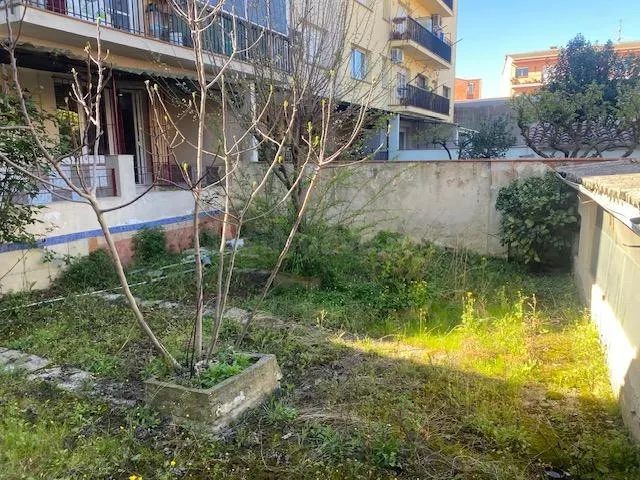 Planta Baja con amplio jardín en Sant Celoni