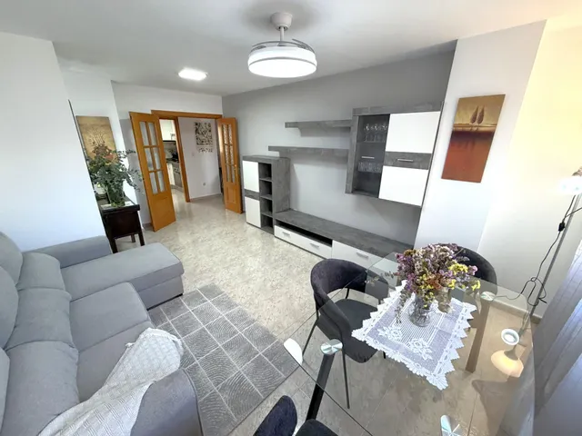 Piso 3 habitaciones 95m² en alquiler - Campoamor — 4