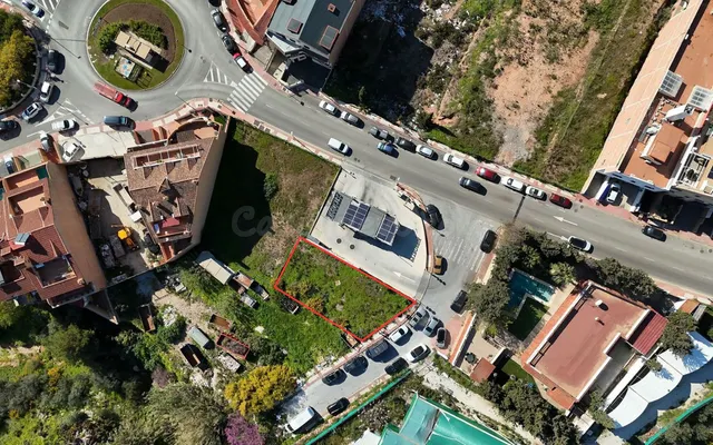 Parcela 329m² en venta - Centro — 2