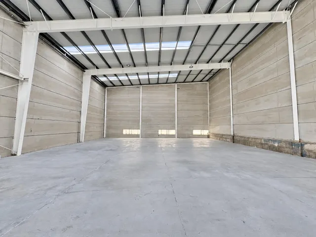 Nave industrial de nueva construcción en el Polígono Industrial La Torre, Mijas Costa — 28