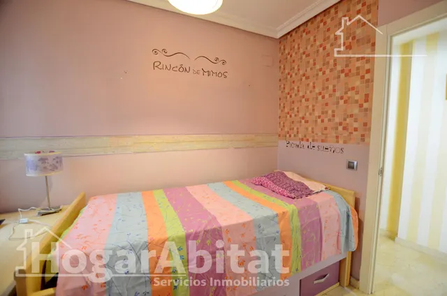 ¡En pleno centro! Impecable, exterior y luminoso con garaje y ascensor, todo amueblado — 18