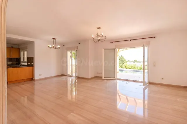 Chalet independiente en Dénia: amplitud real, privacidad y v - foto 3