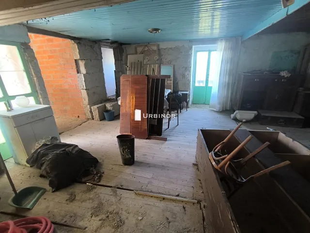 Complejo Rural, con gran potencial de desarrollo , en A MERCA. — 16