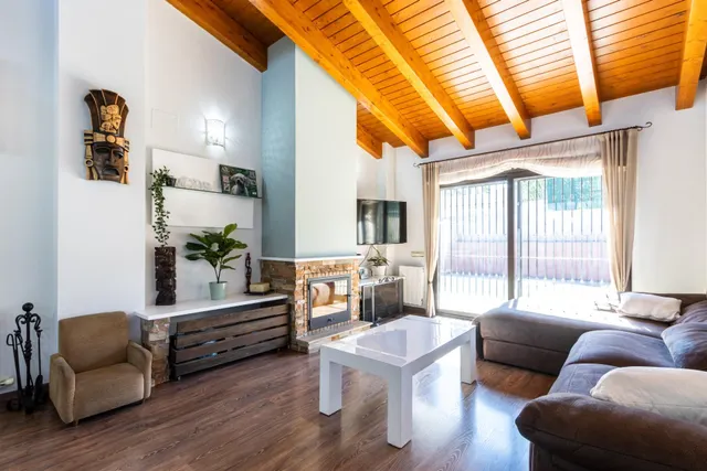 Casa amb piscina, espai i qualitat a can font – ca n’avellaneda — 23