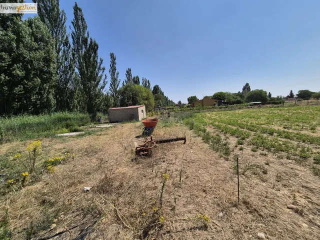 TERRENO CON NAVE EN VENTA EN VILLABAÑEZ (VALLADOLID) — 22