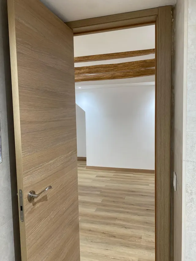 Exclusiva casa de pueblo completamente rehabilitada con piscina interior, terraza y parking en el centro de el Vendrell — 24