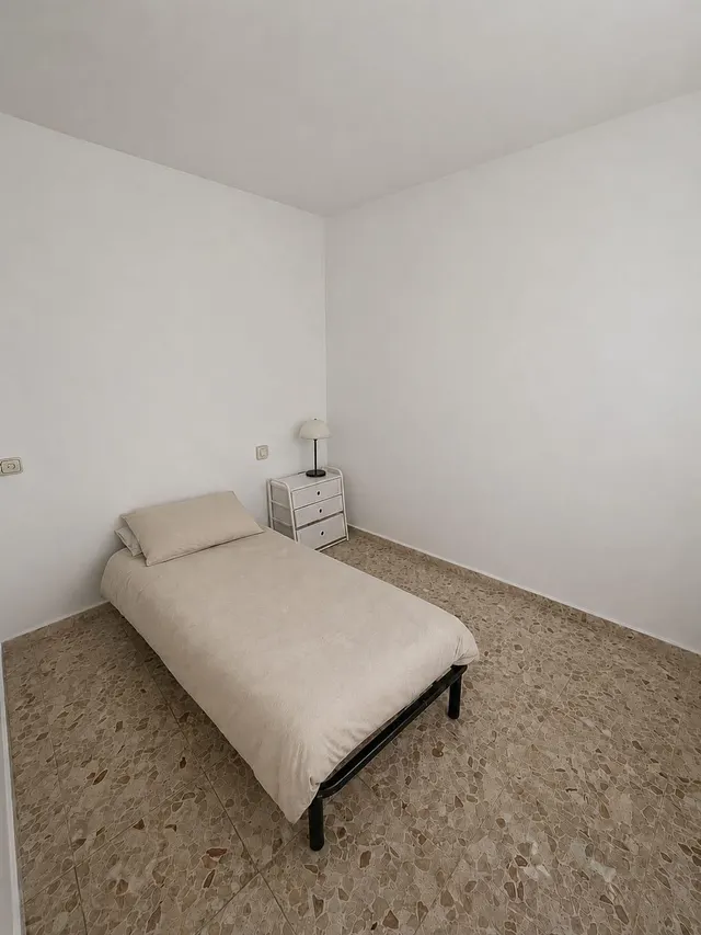 CASA DE 3 habitaciones CON TERRAZA PRIVADA Y PATIO — 8