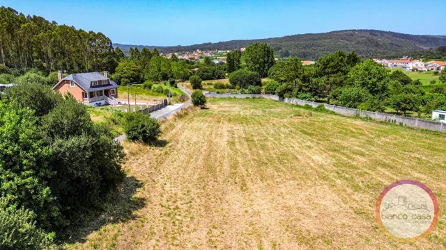 AMPLIO SOLAR en VENTA a 5 Km de la RAZO (Carballo - A Coruña - foto 5