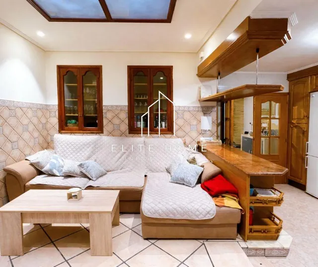 VIVIENDA CON MÁS DE 200m2 EN BURRIANA — 8