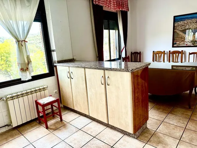 Piso 5 habitaciones 220m² en alquiler - Carrerra del Caballo — 6
