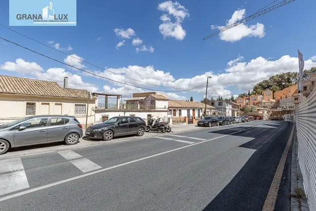 CASA 640 M2 EN CARRETERA DE MURCIA, ALBAYCIN. — 46