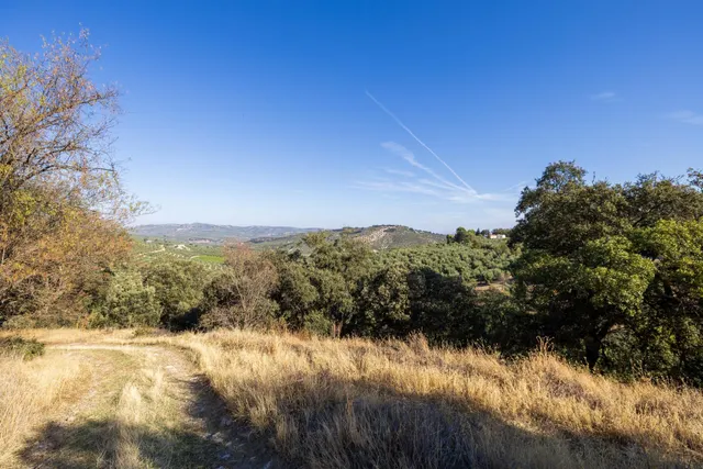 En uno de los pueblos más bonitos de España, finca ideal para rehabilitar y usar como alojamiento turístico — 10