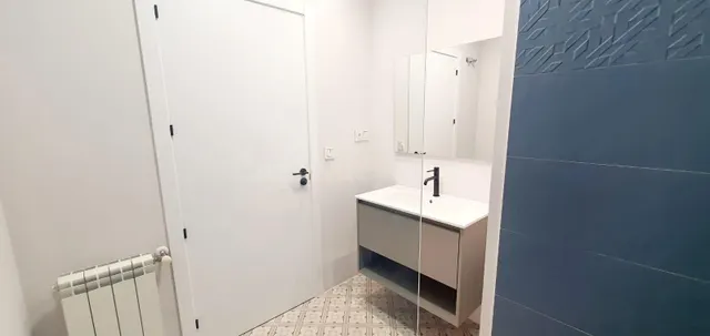 Bajo exterior completamente reformado en Tapia de Casariego | 2 plazas de garaje incluidas — 18