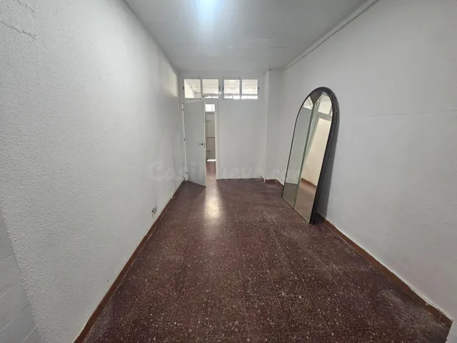 Local Comercial Adaptado a Alojamiento en Lleida - foto 4