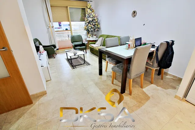 Coqueto piso en residencial con piscina en Almazora — 2