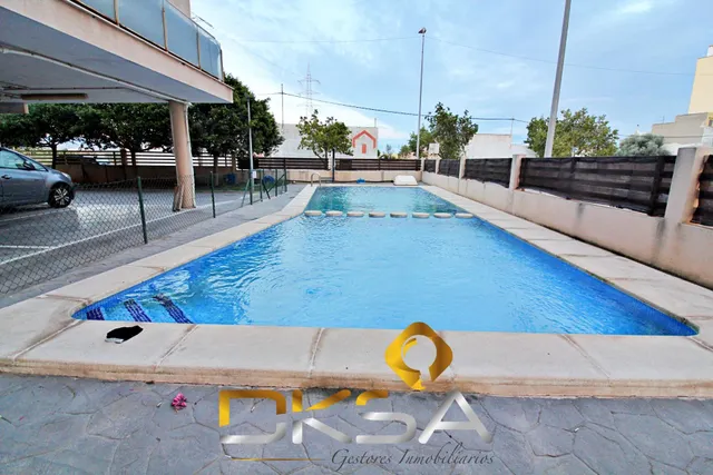Coqueto piso en residencial con piscina en Almazora — 26