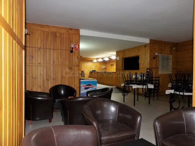 LOCAL COMERCIAL CON MUCHAS POSIBILIADES - foto 5