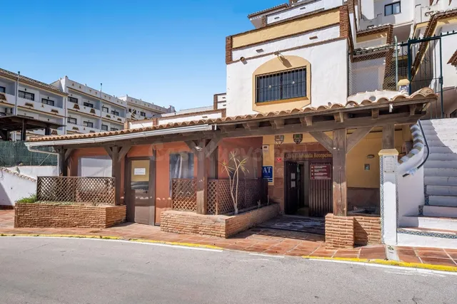 Local comercial 600m² en venta - Riviera del sol