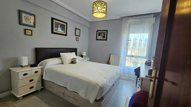 Tu hogar empieza aquí: 2 habitaciones y parking en Torrelave - foto 3