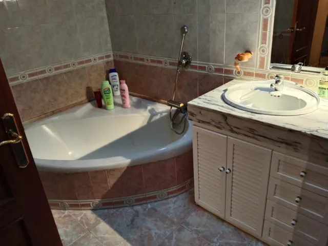SE VENDE CHALET EN ZONA NORTE — 21