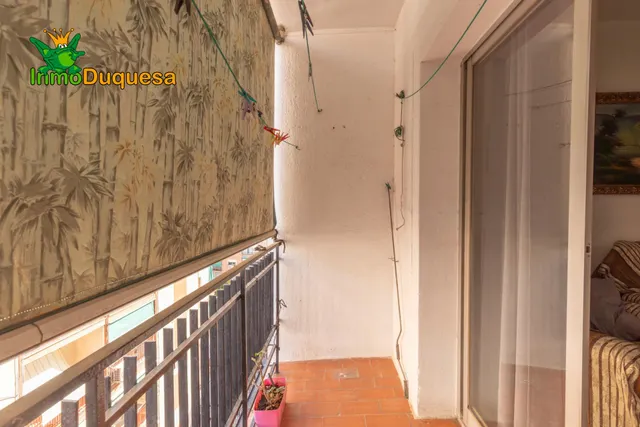 Piso de 3 dormitorios en calle Arabial — 2