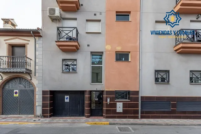 Piso de 2 dormitorios en Atarfe. — 16