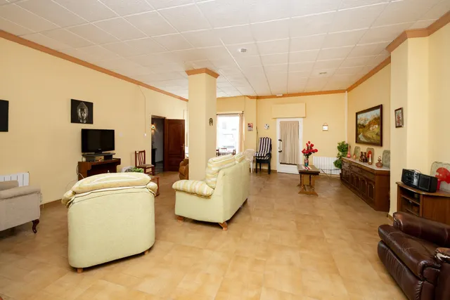 ¡Tu hogar ideal te espera en Moraleda de Zafayona! — 31