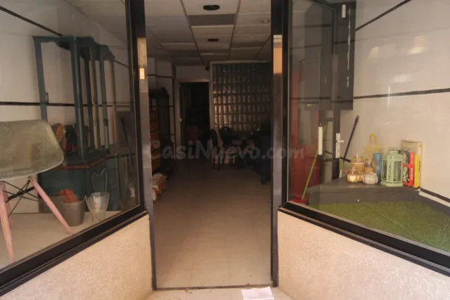 Local comercial - Barcelona (Sant Martí / El Camp de l'Arpa) - foto 3
