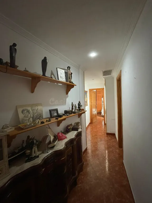 Bonito piso semi céntrico en Cabra - foto 4