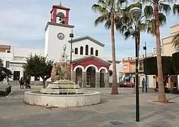 DOS INMUEBLES EN ESQUINA PARA CONSTRUIR TU CASA EN ALMERÍA – 103 m2 DE PARCELA — 17