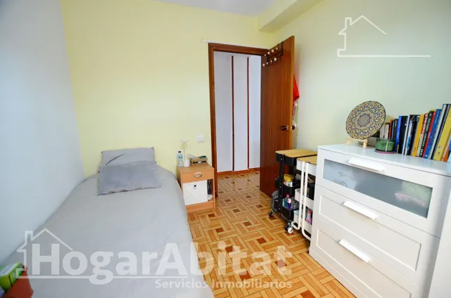¡EN PLENO CENTRO! LUMINOSO Y BONITO CON BALCÓN Y TRASTERO — 20
