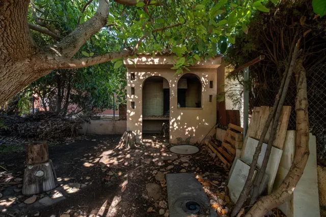 Chalet independiente en parcela esquinera de 515 m2 con gran garaje en Maravisa — 12