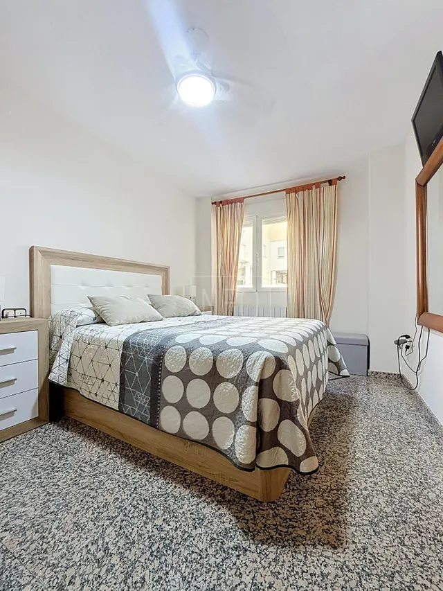 CHALET ADOSADO EN CALLE CAZADOR, HUETOR VEGA — 18