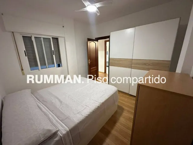 EST / TRAB. Piso de TRES dormitorios, zona Jardines del Triunfo — 18