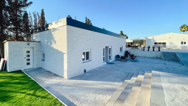 Chalet de lujo en venta en Benidorm: 6 dormitorios y 4 baños dividido en 2 casas independientes — 47
