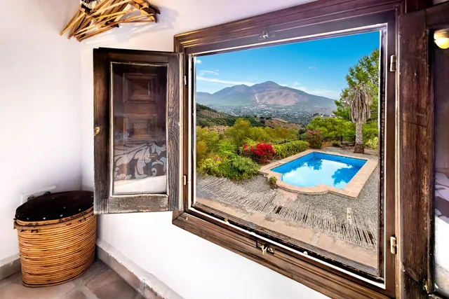 Finca rústica 3 habitaciones 158m² en venta - South of spain — 24