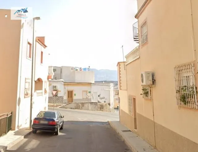 Venta casa adosada en Huercal de Almería (Almería) - foto 2