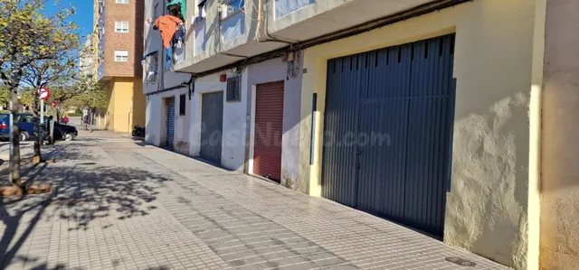 Interesante local para almacén, parking o cualquier activida - foto 2