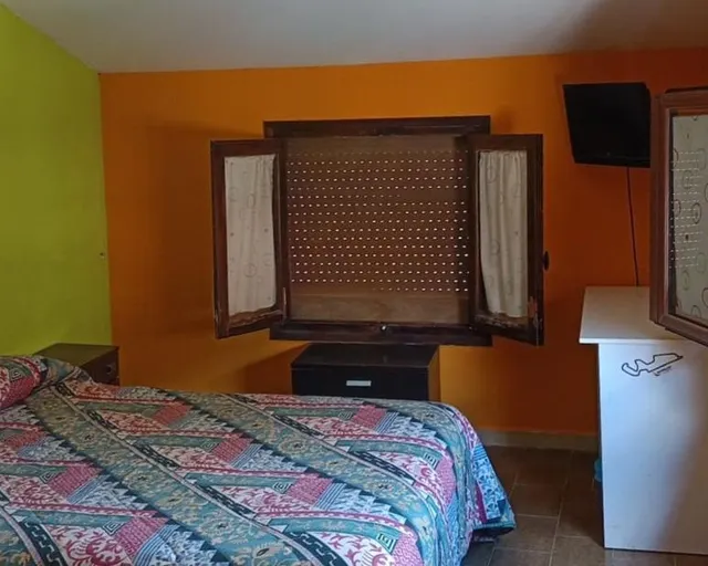 CASA EN MONTALBAN — 26